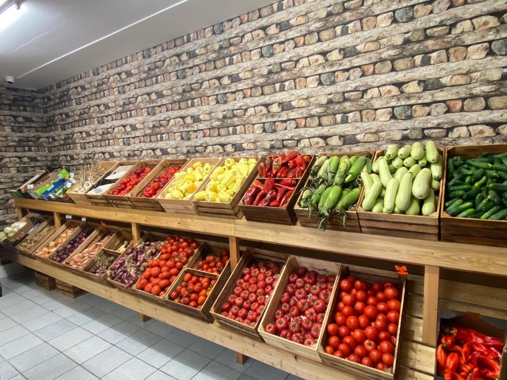 Épicerie Fine Transilvania — intérieur du magasin